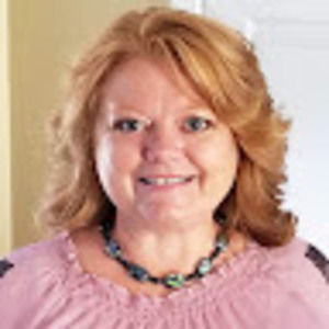 Meet your Posher, Candace beets